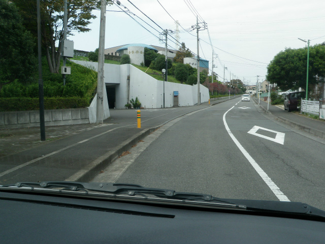 市役所公用車駐車場入口
