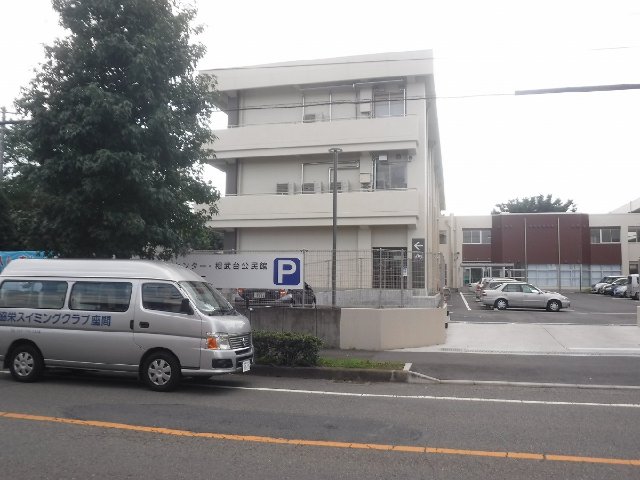 フレサ食品館向