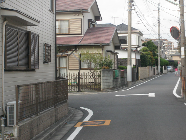 大進塗装裏通り